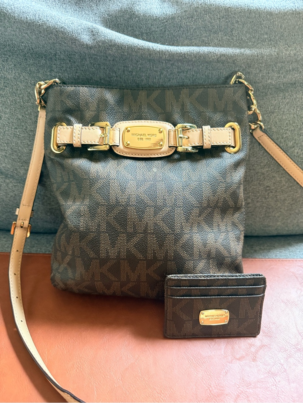 Michael Kors Hamilton East West Crossbody + Matching Card Holder Brown MK